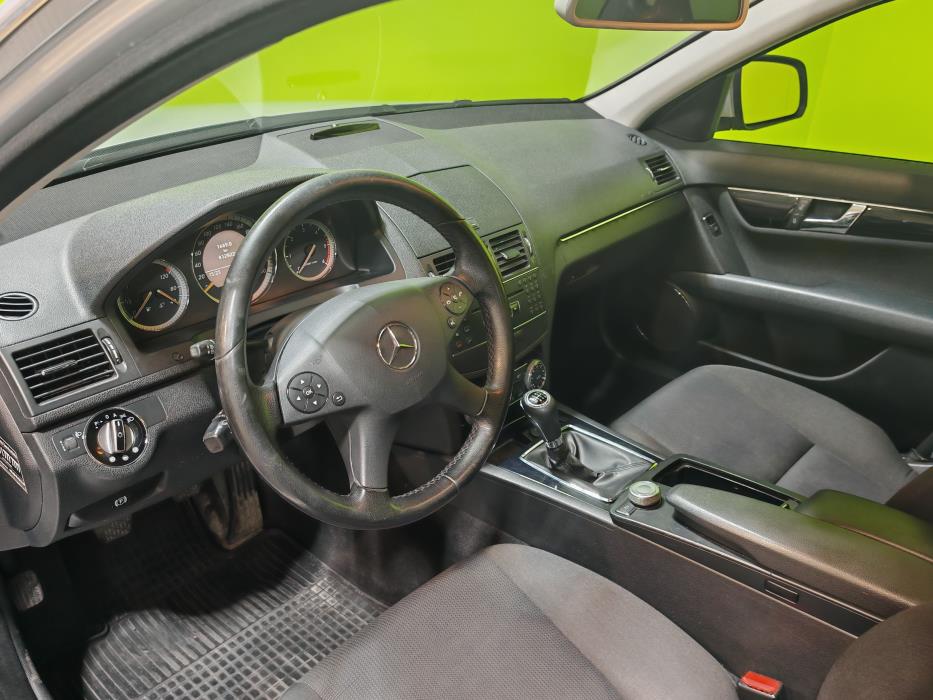 Mercedes-Benz C 2007
