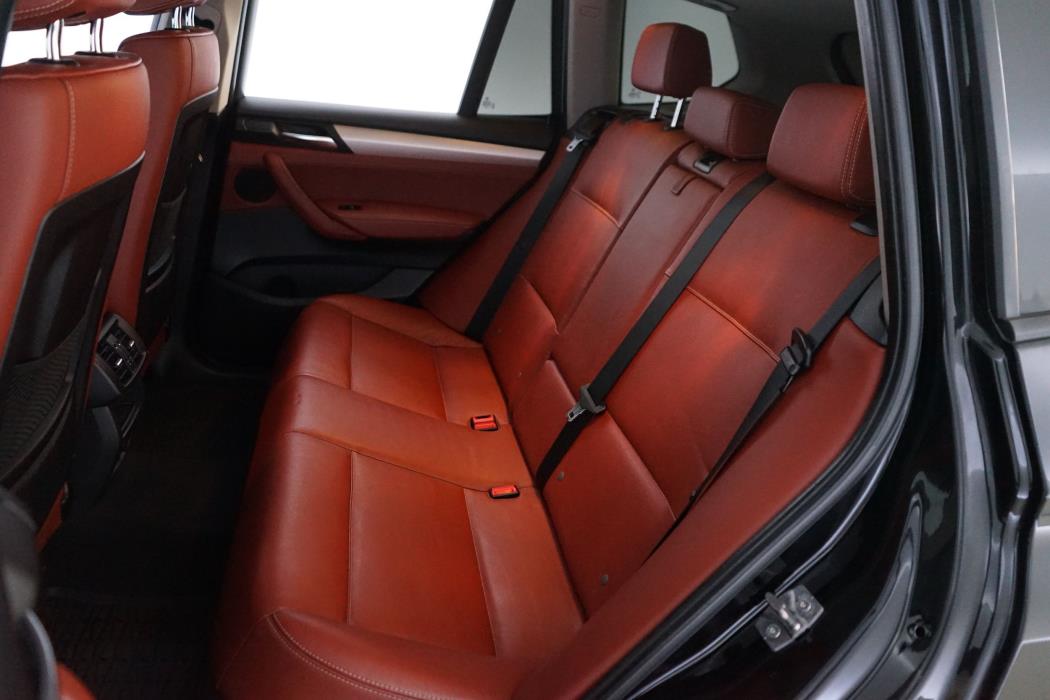 BMW X3 2012