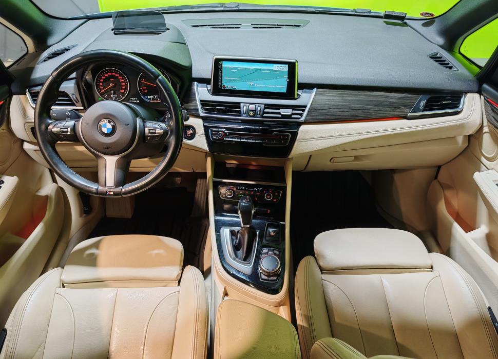BMW 220 2015