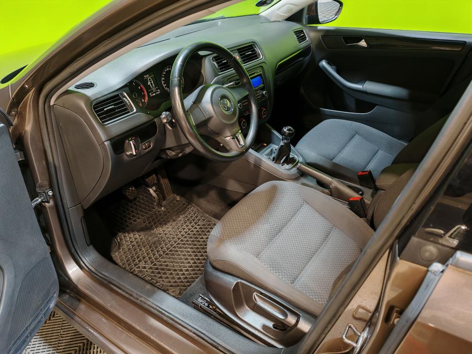 Volkswagen Jetta 2011