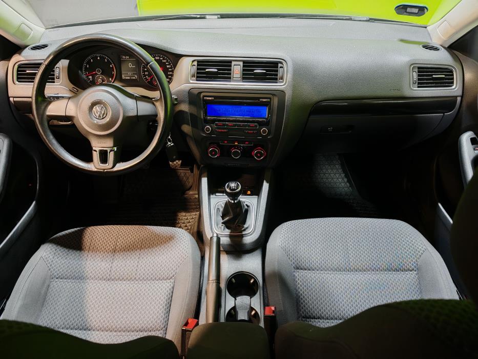 Volkswagen Jetta 2011