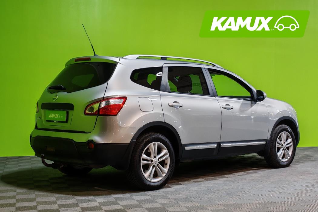 Nissan Qashqai+2 2012