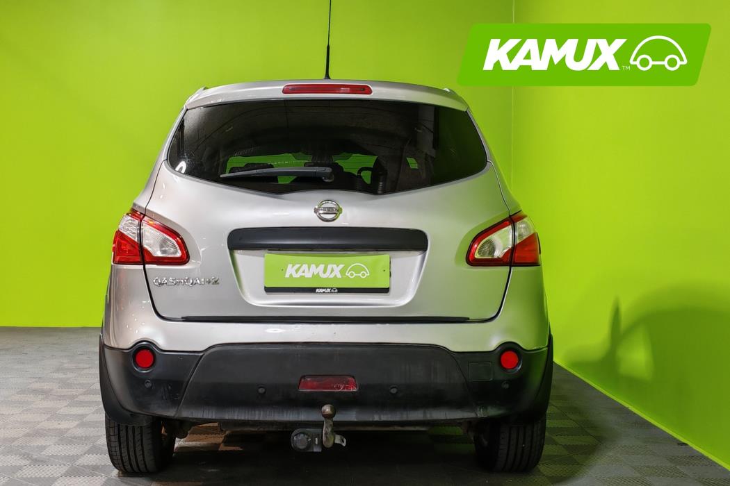 Nissan Qashqai+2 2012