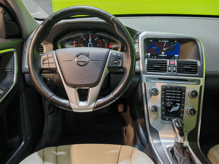 Volvo XC60 2014