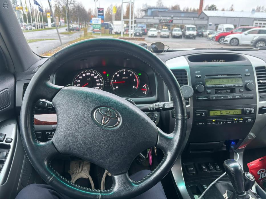 Toyota Land Cruiser 2005
