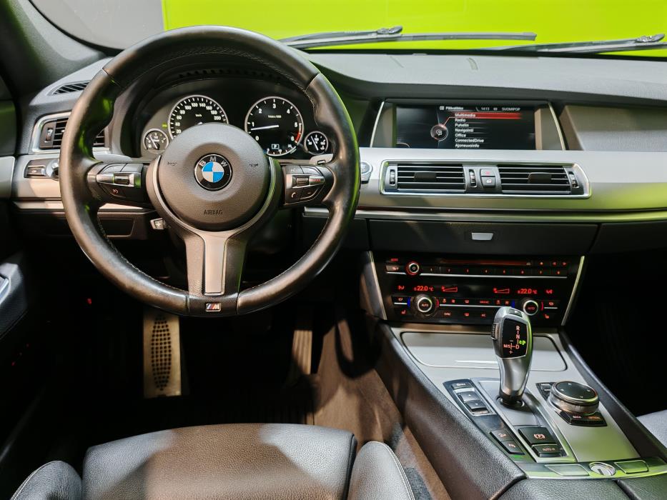 BMW 530 Gran Turismo 2015