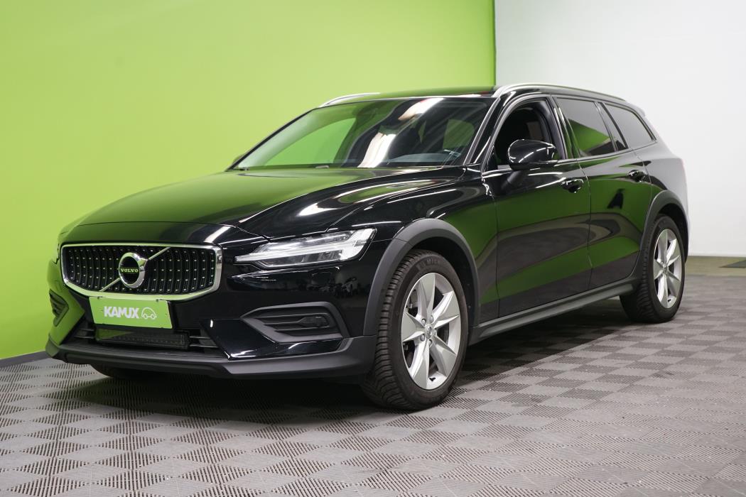 Volvo V60 Cross Country 2020