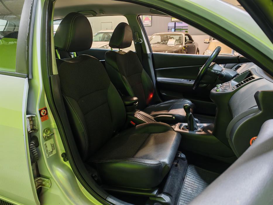 Nissan Primera 2007