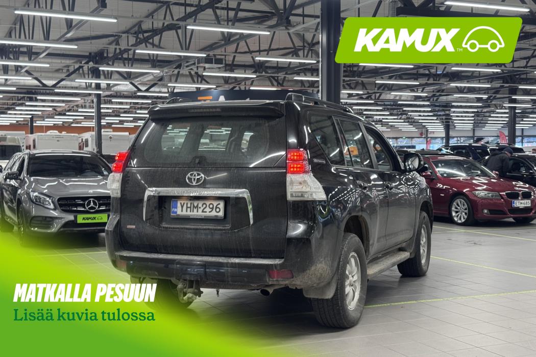 Toyota Land Cruiser 2011