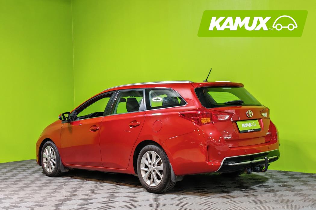 Toyota Auris 2013