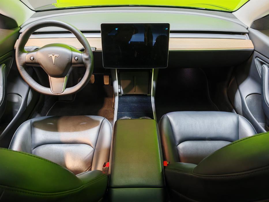 Tesla Model 3 2019