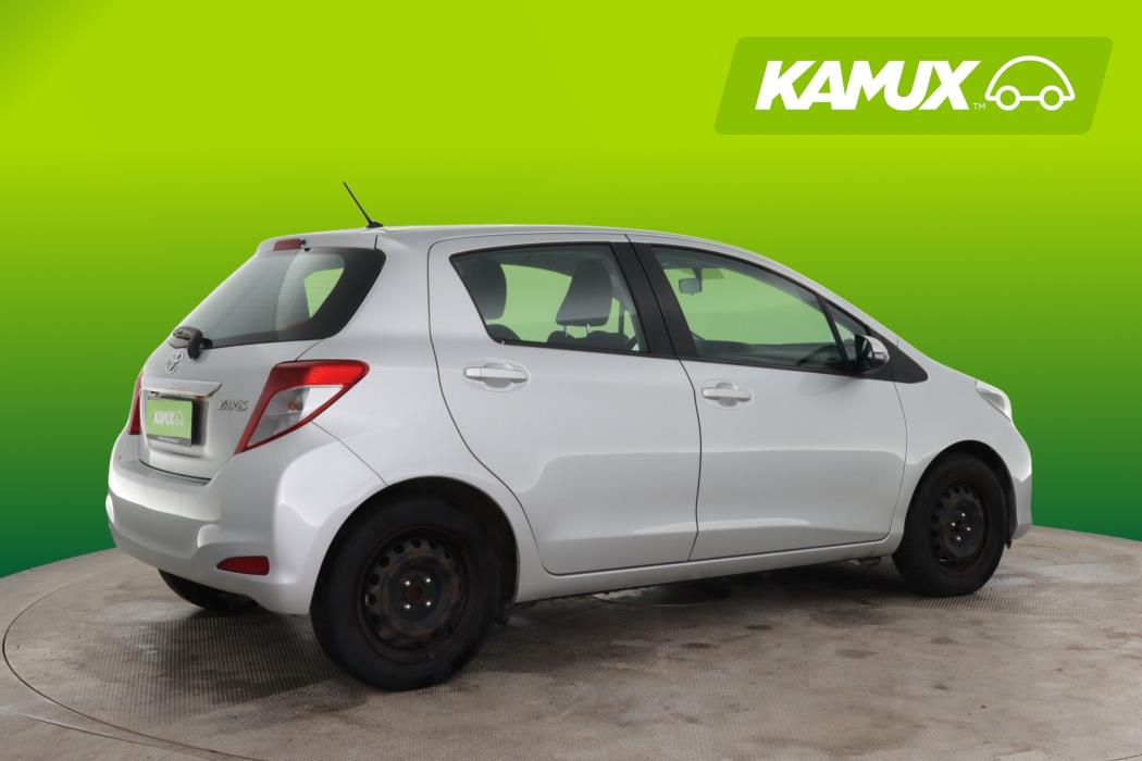 Toyota Yaris 2013