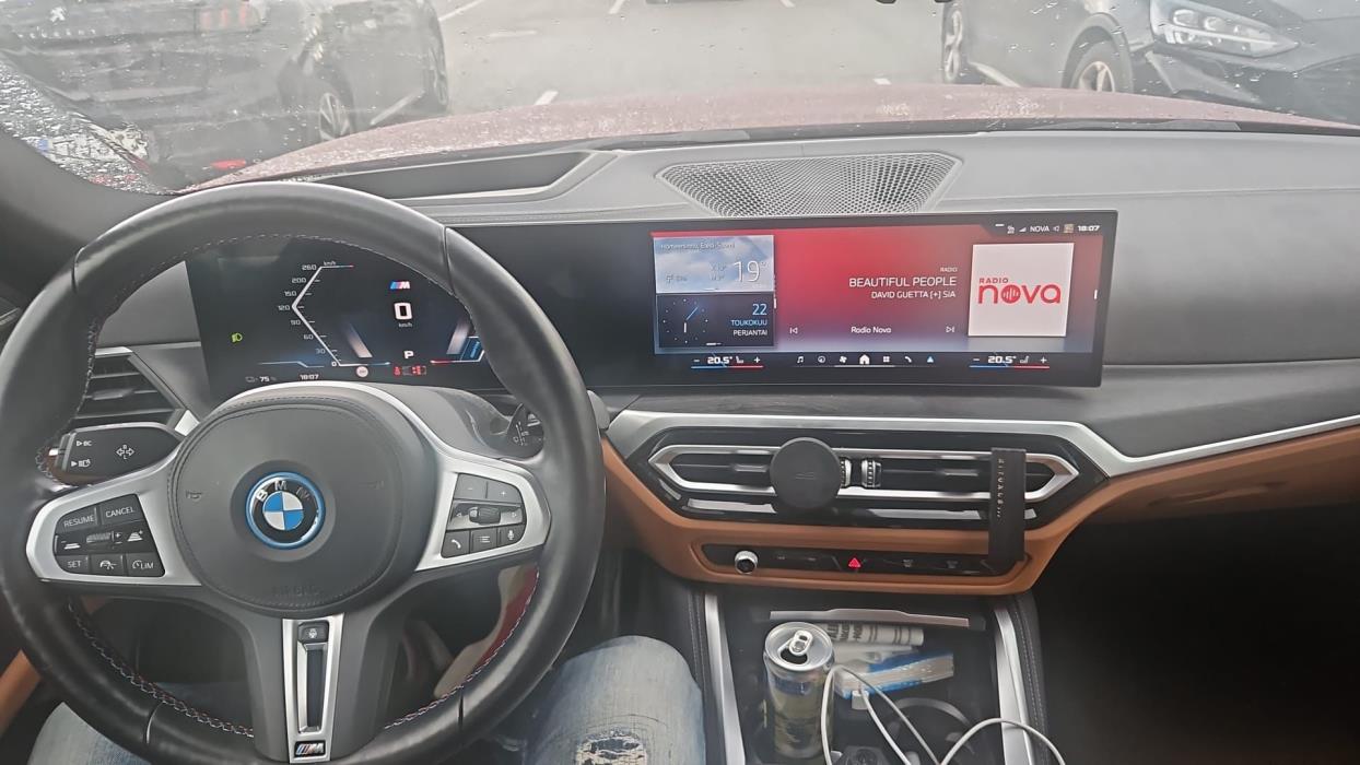 BMW i4 2024