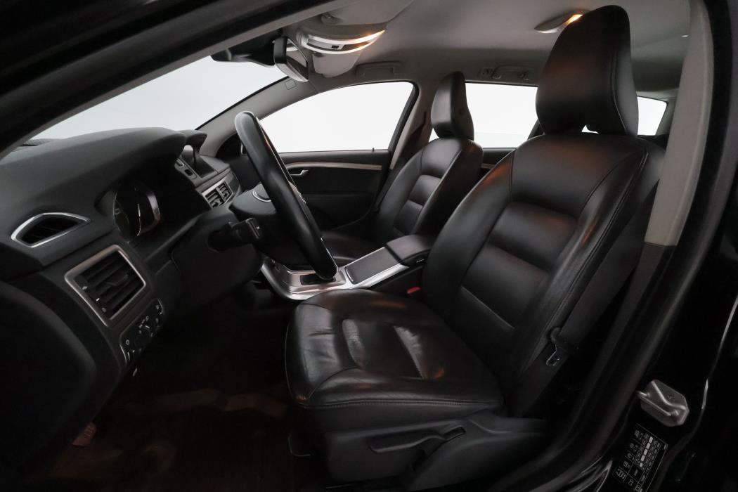 Volvo V70 2014