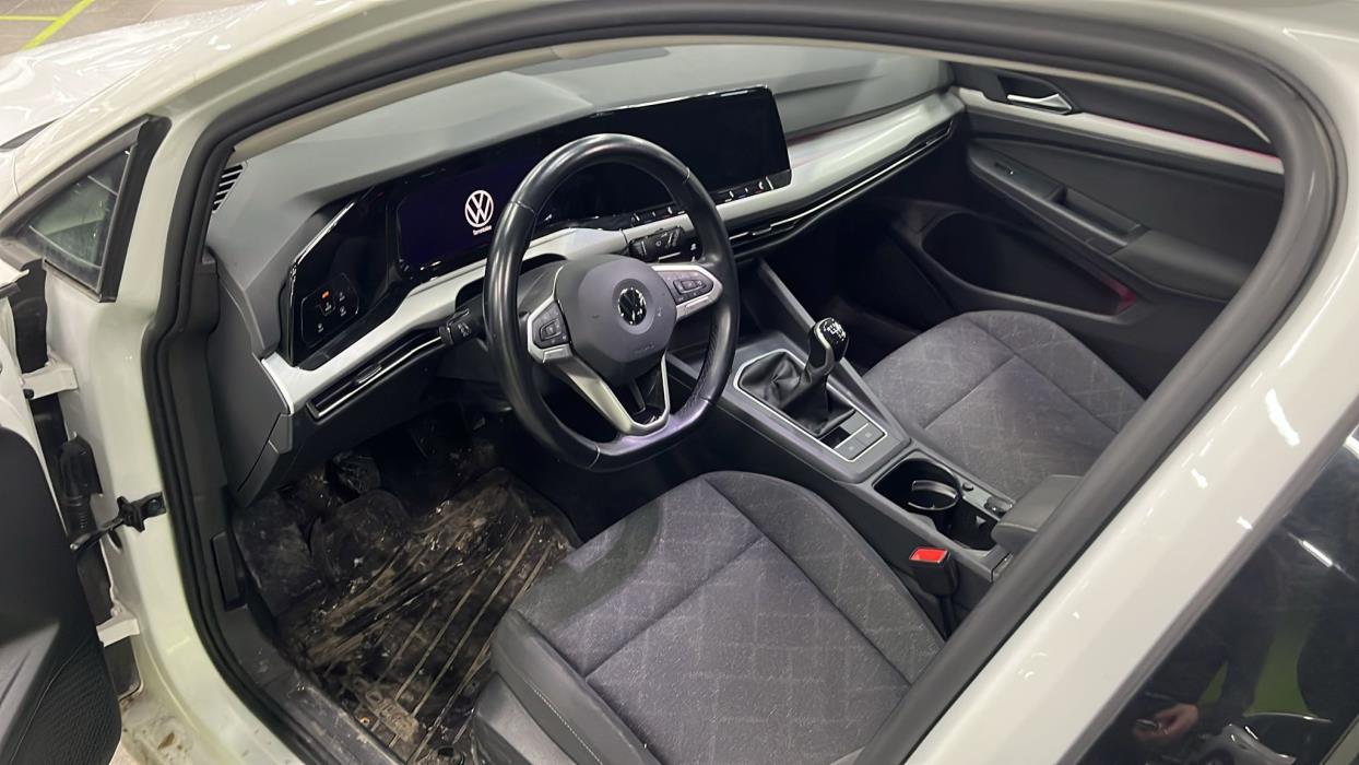 Volkswagen Golf 2021