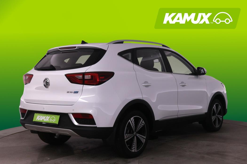 MG ZS EV 2021