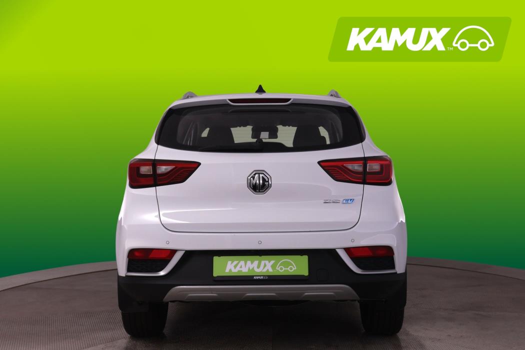 MG ZS EV 2021