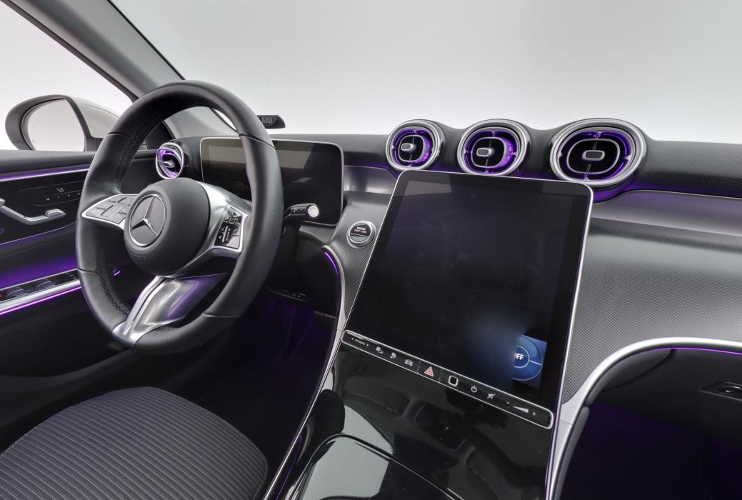 Mercedes-Benz GLC 2023