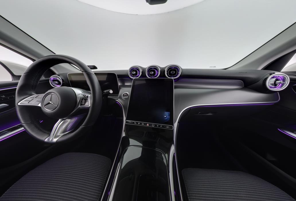Mercedes-Benz GLC 2023