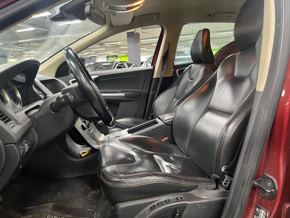 Volvo XC60 2011
