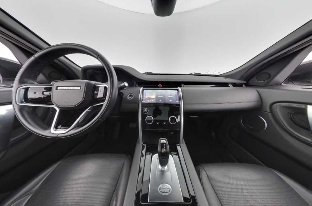 Land Rover Discovery Sport 2021