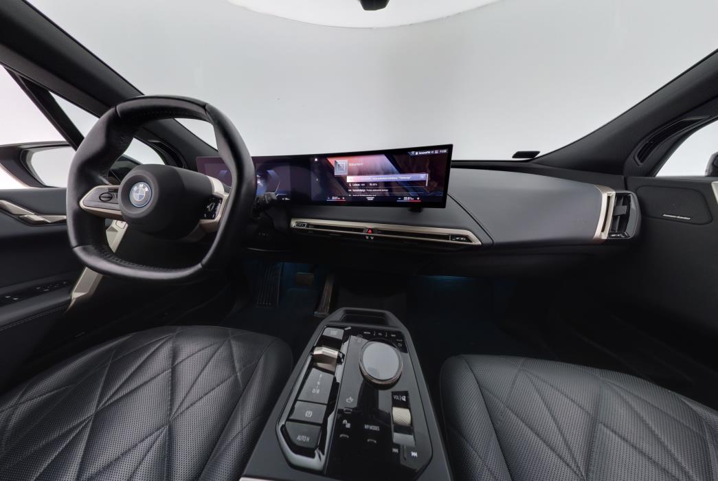 BMW iX 2022