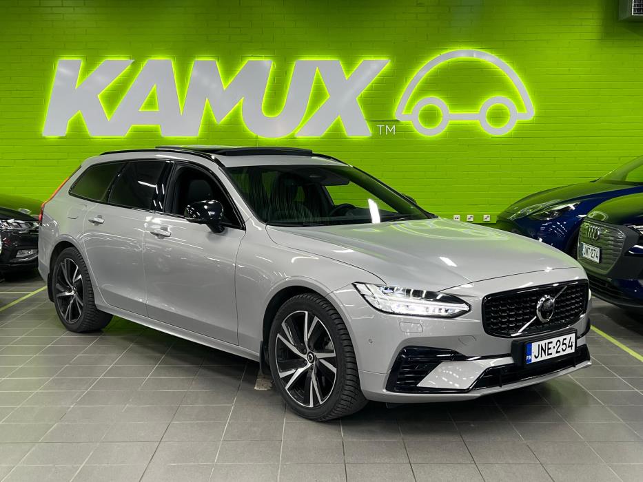 Volvo V90 2024