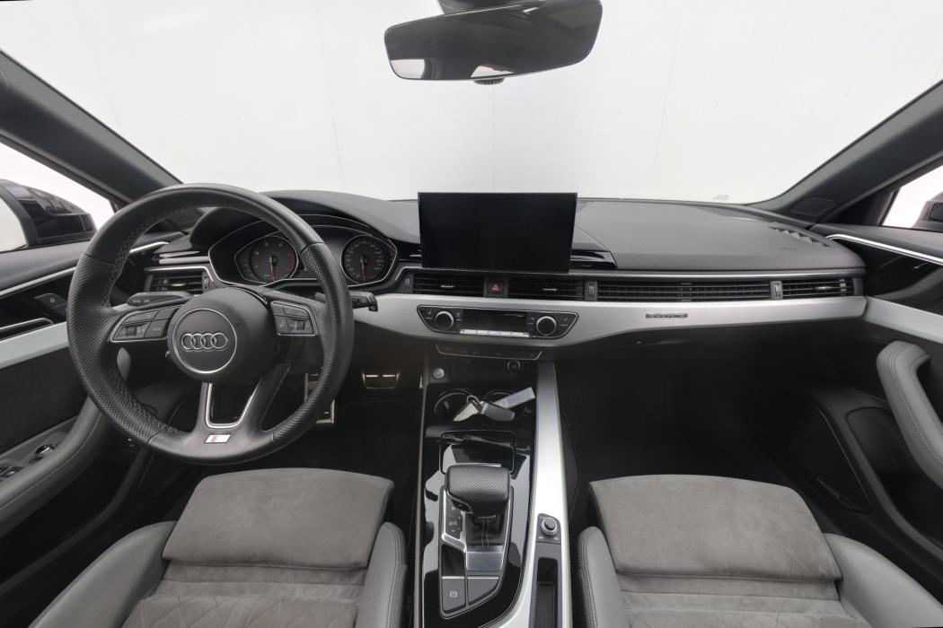 Audi A4 2021
