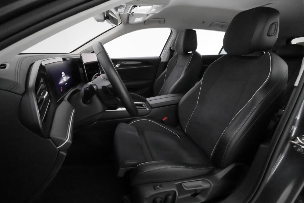 Volkswagen Passat 2025