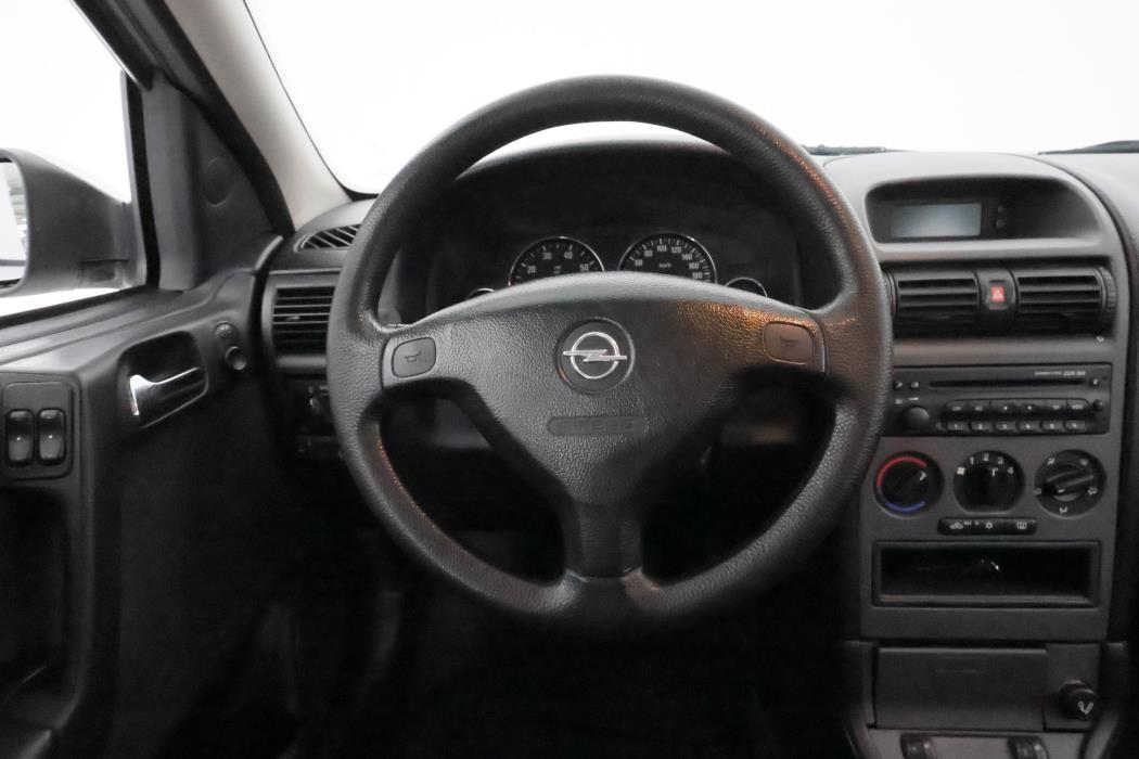 Opel Astra 2003
