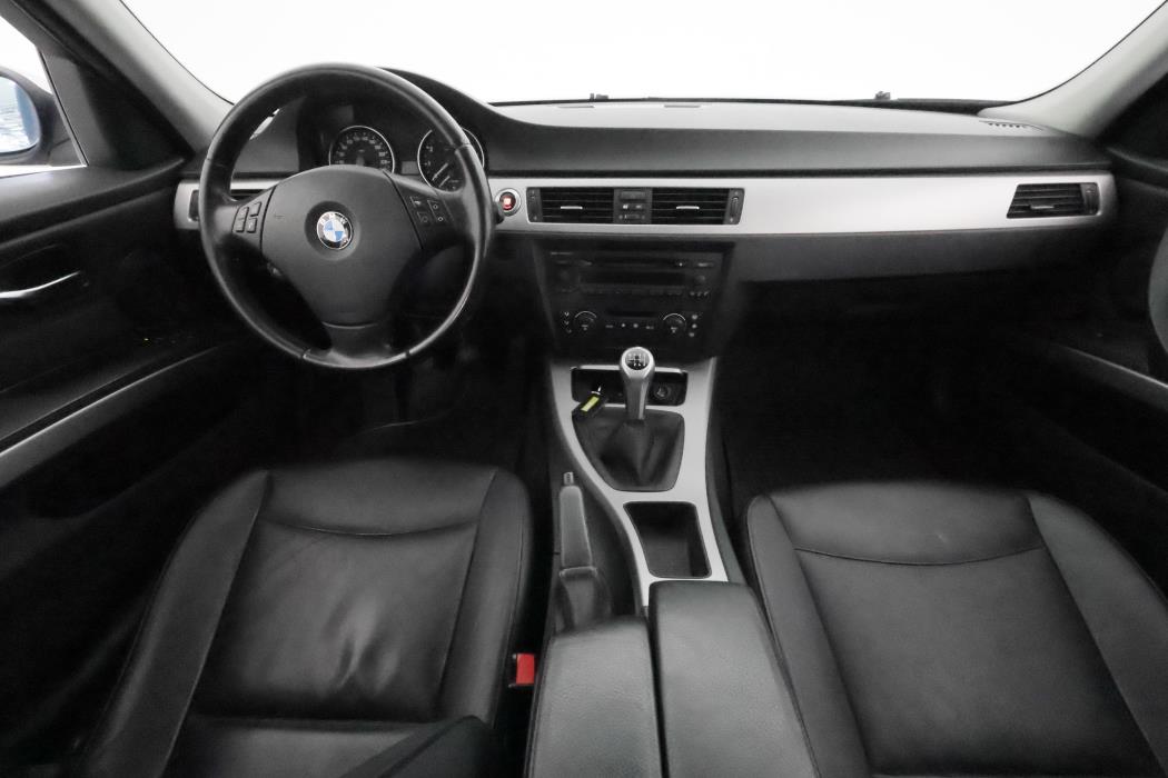 BMW 325 2006