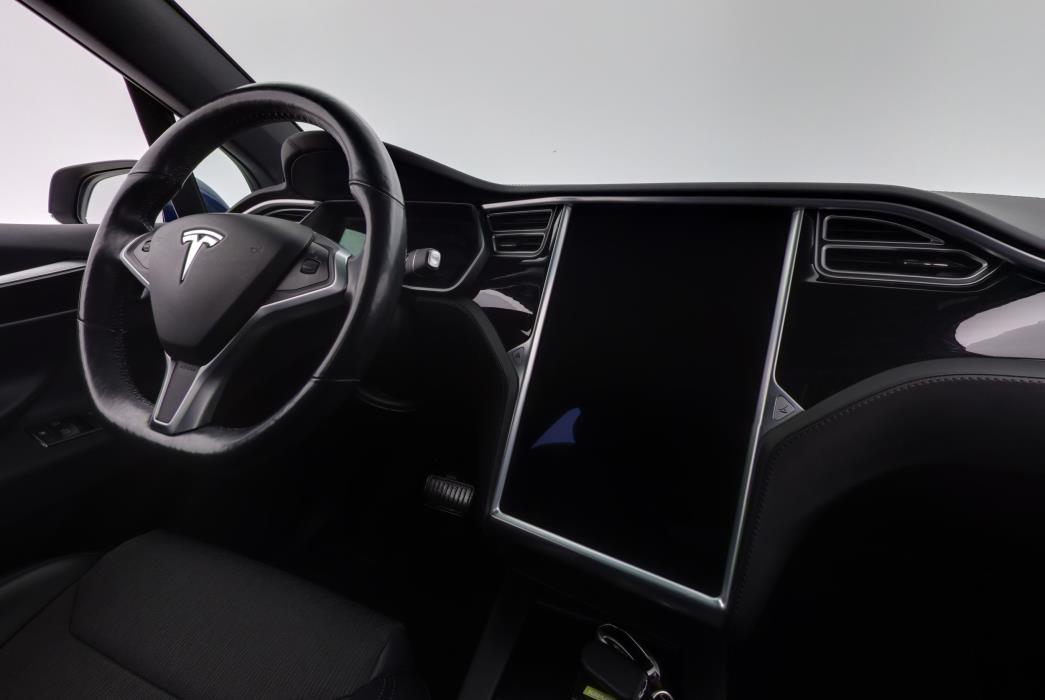 Tesla Model X 2017
