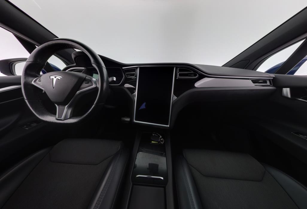 Tesla Model X 2017