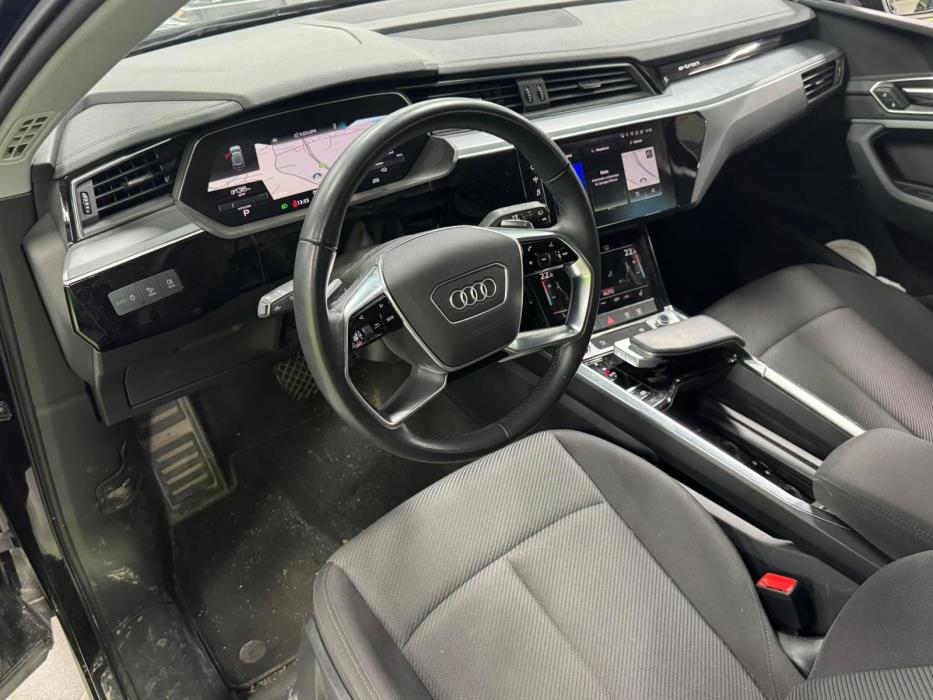 Audi e-tron 2022