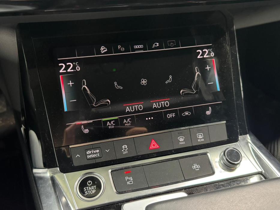 Audi e-tron 2022