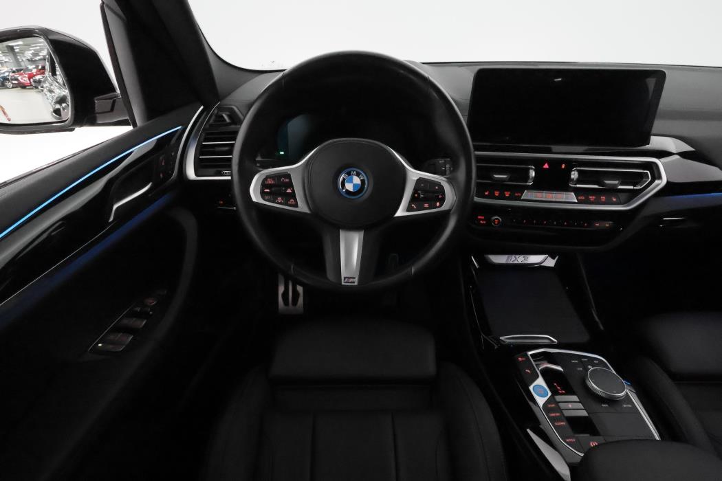 BMW iX3 2023