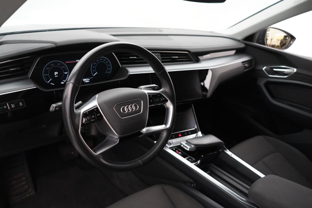 Audi Q8 e-tron 2023