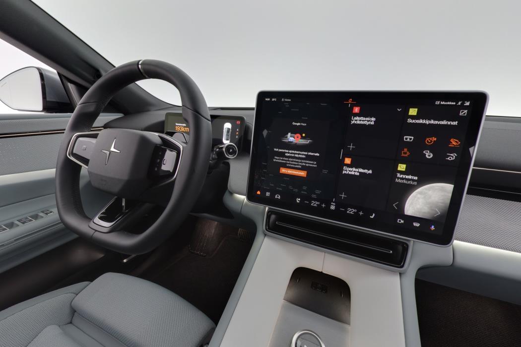 Polestar 4 2025