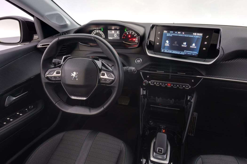 Peugeot 208 2021