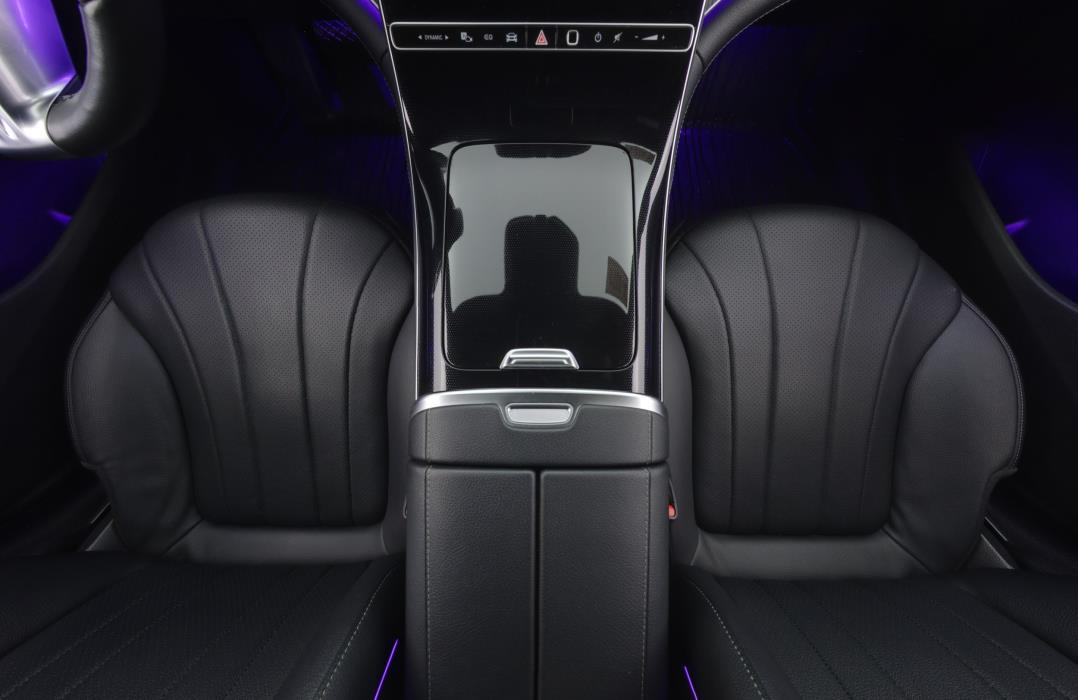 Mercedes-Benz EQE 2022