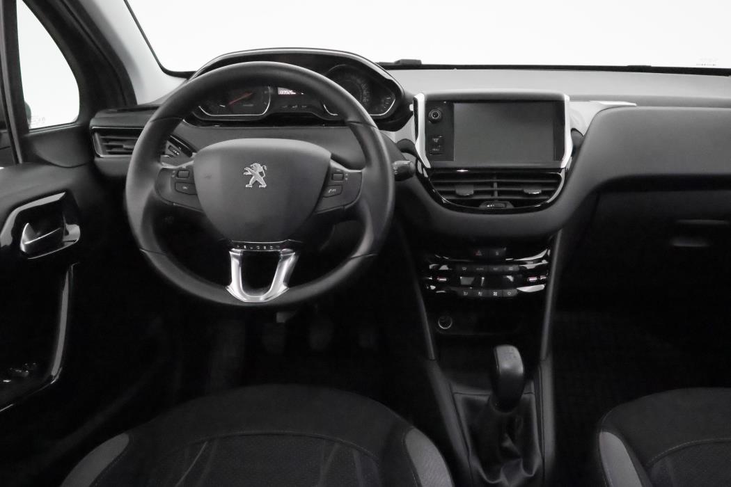 Peugeot 208 2014