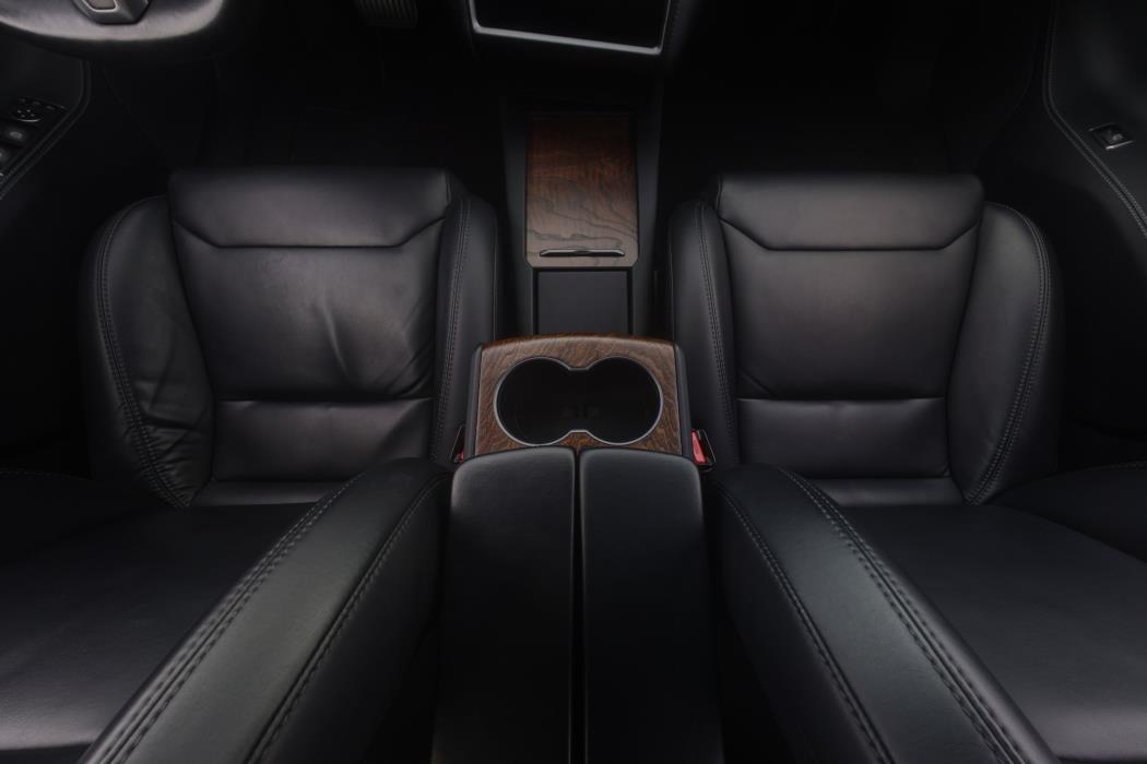 Tesla Model S 2020