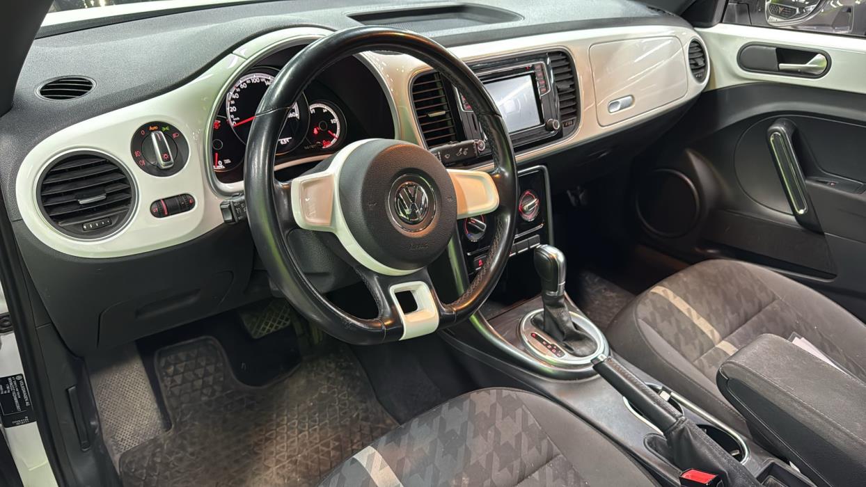 Volkswagen Beetle 2017