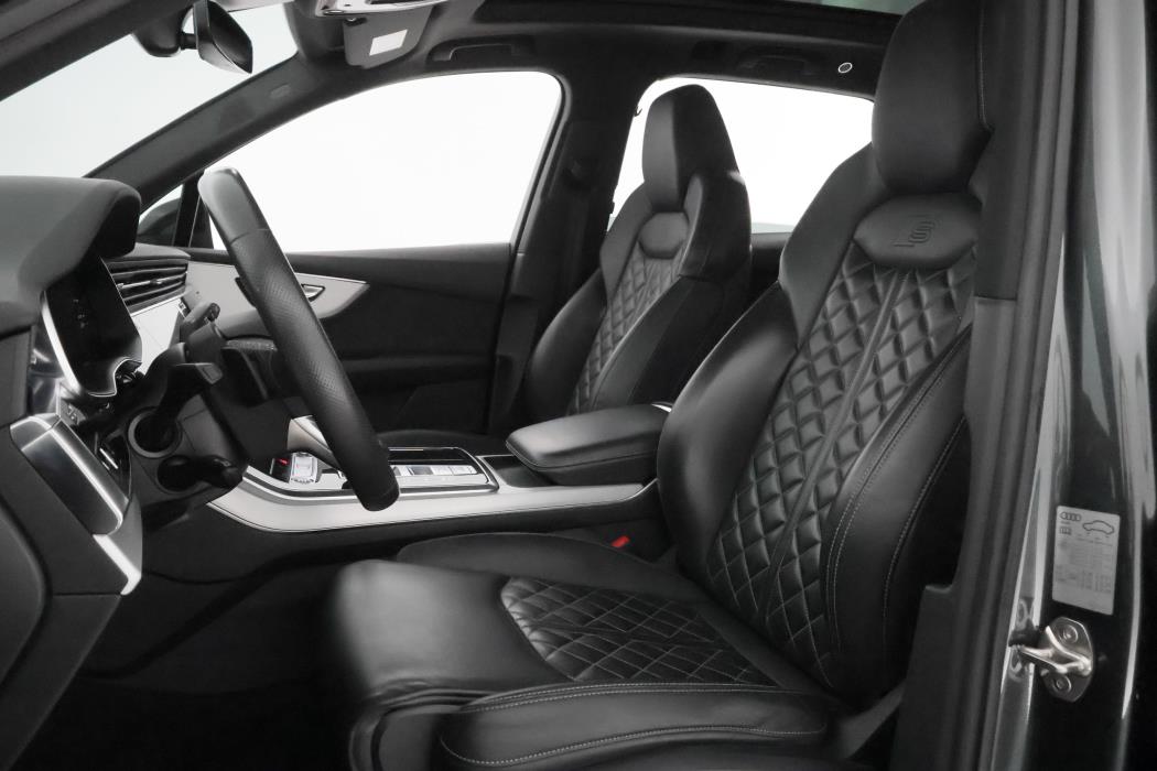 Audi Q7 2021