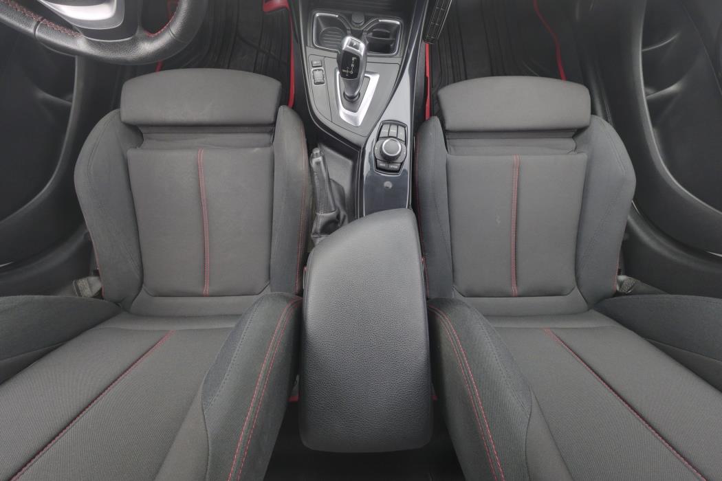BMW 118 2012