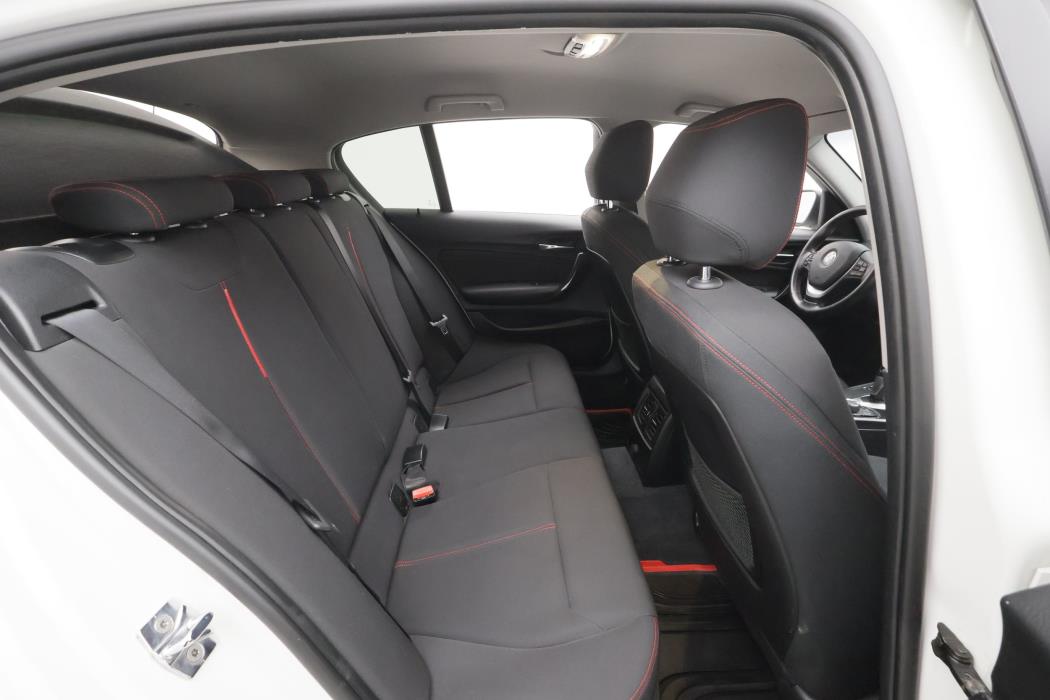BMW 118 2012