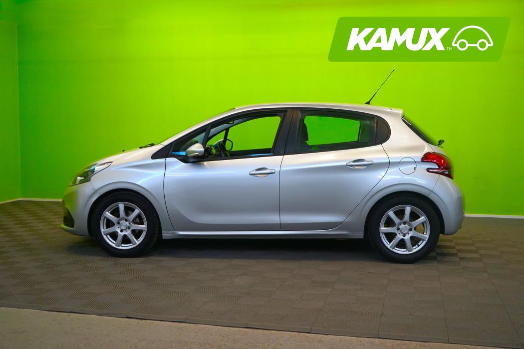 Peugeot 208 2016