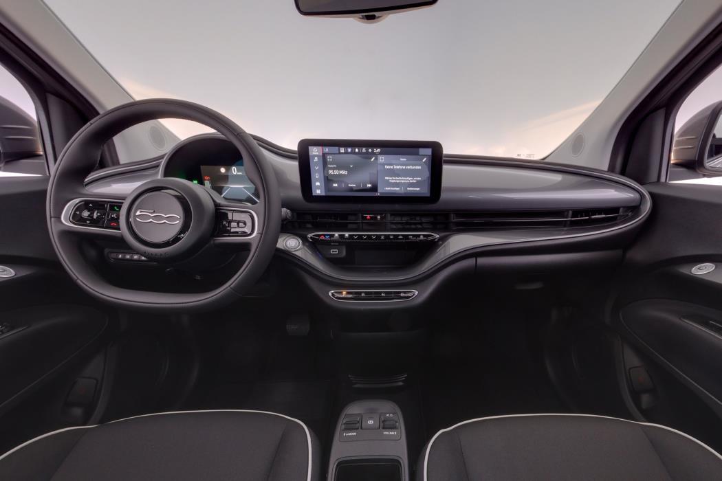 Fiat 500E 2025