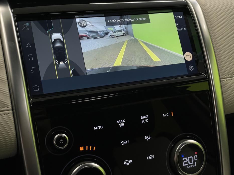 Land Rover Discovery Sport 2022