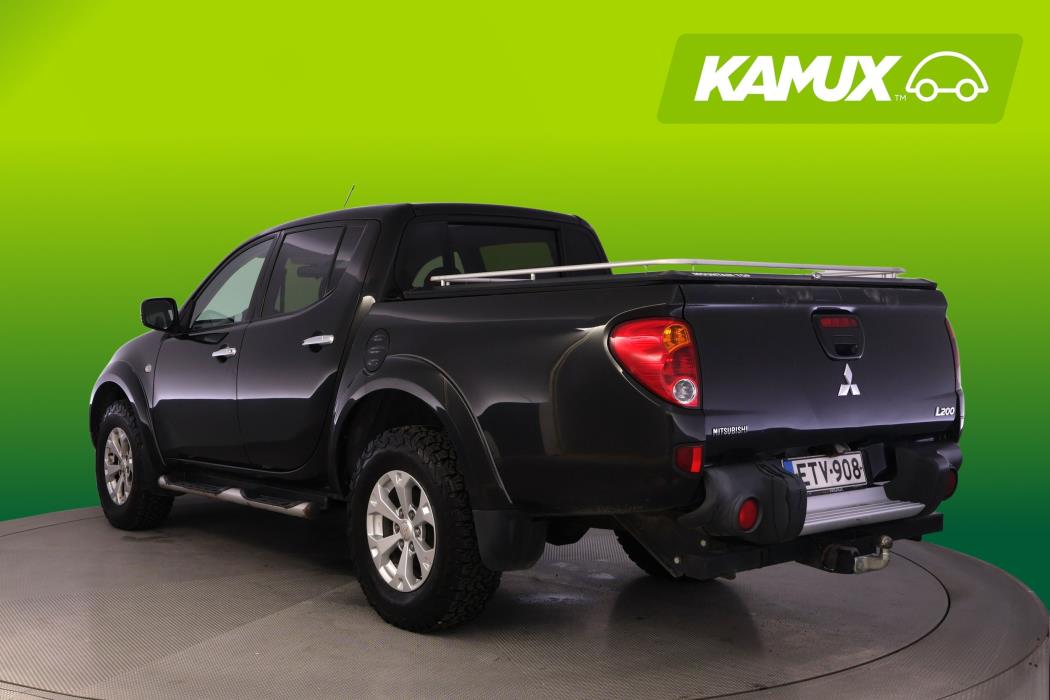 Mitsubishi L200 2011